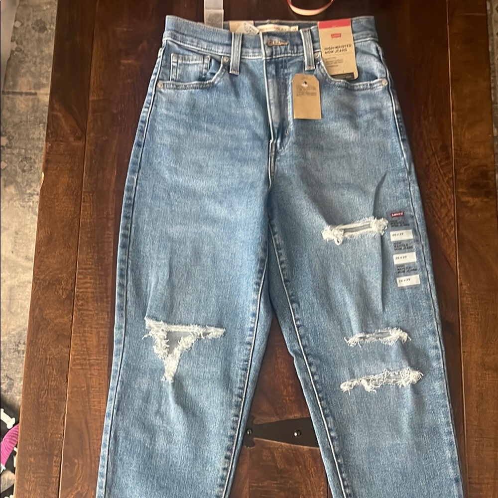 Levi’s High Waisted Mom Jeans Blue Distressed Jeans